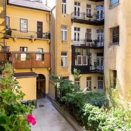 Appartamento Stunning Cozy Design Budapest